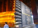 Reclining Buddha feet.JPG (183 KB)